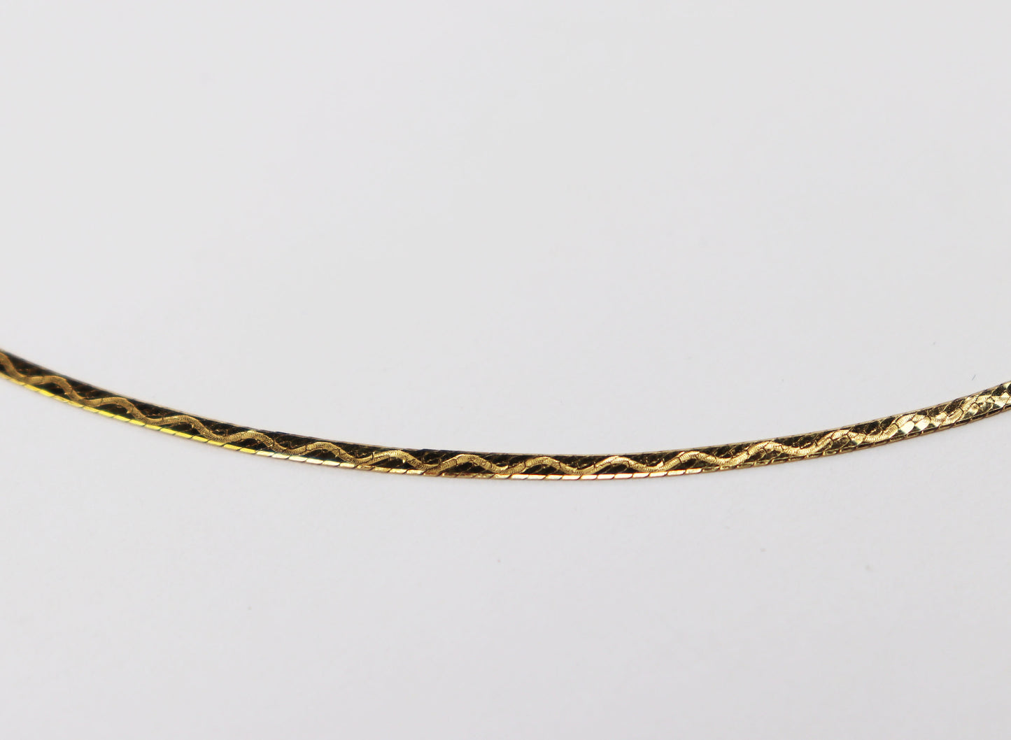 14kt Patterned Herringbone Chain