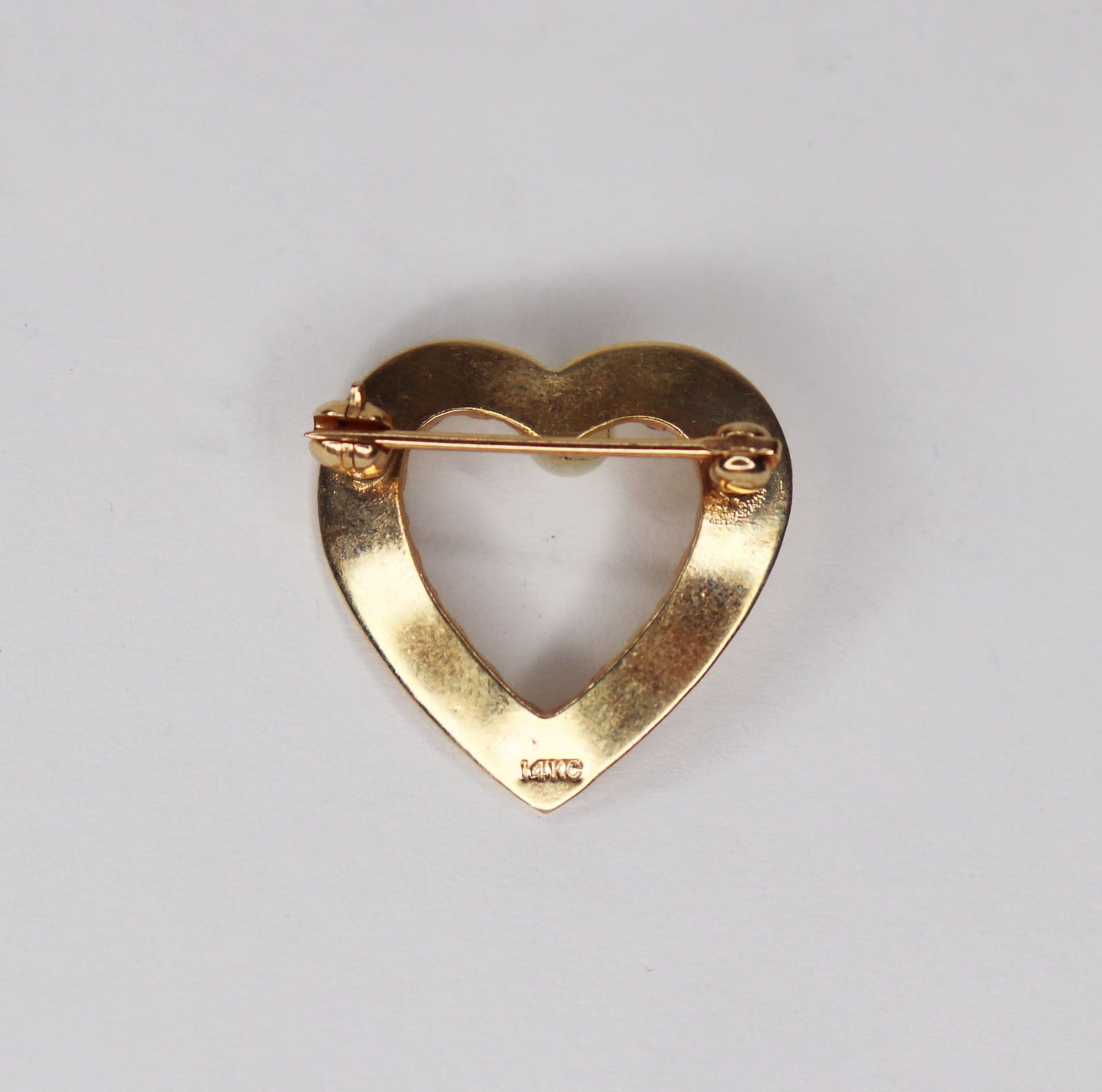 14kt & Pearl Heart Brooch
