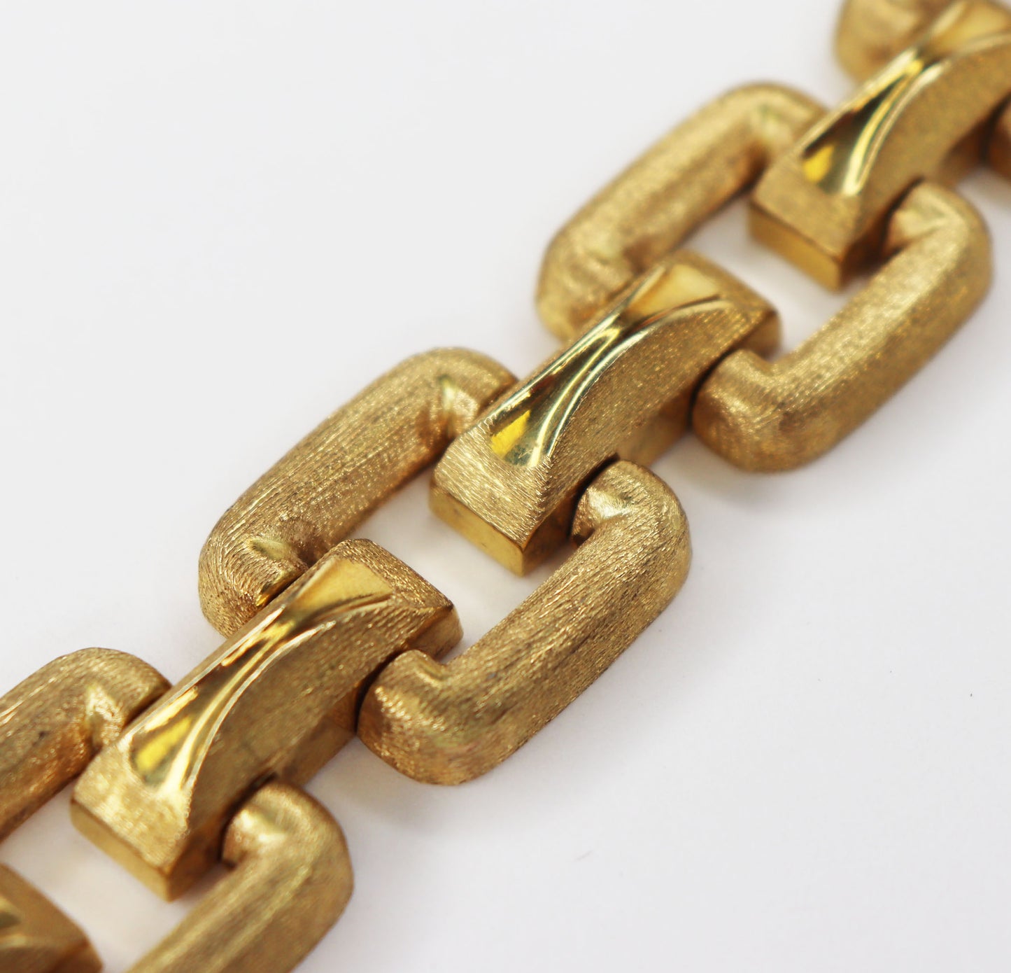 18kt Square Link Bracelet