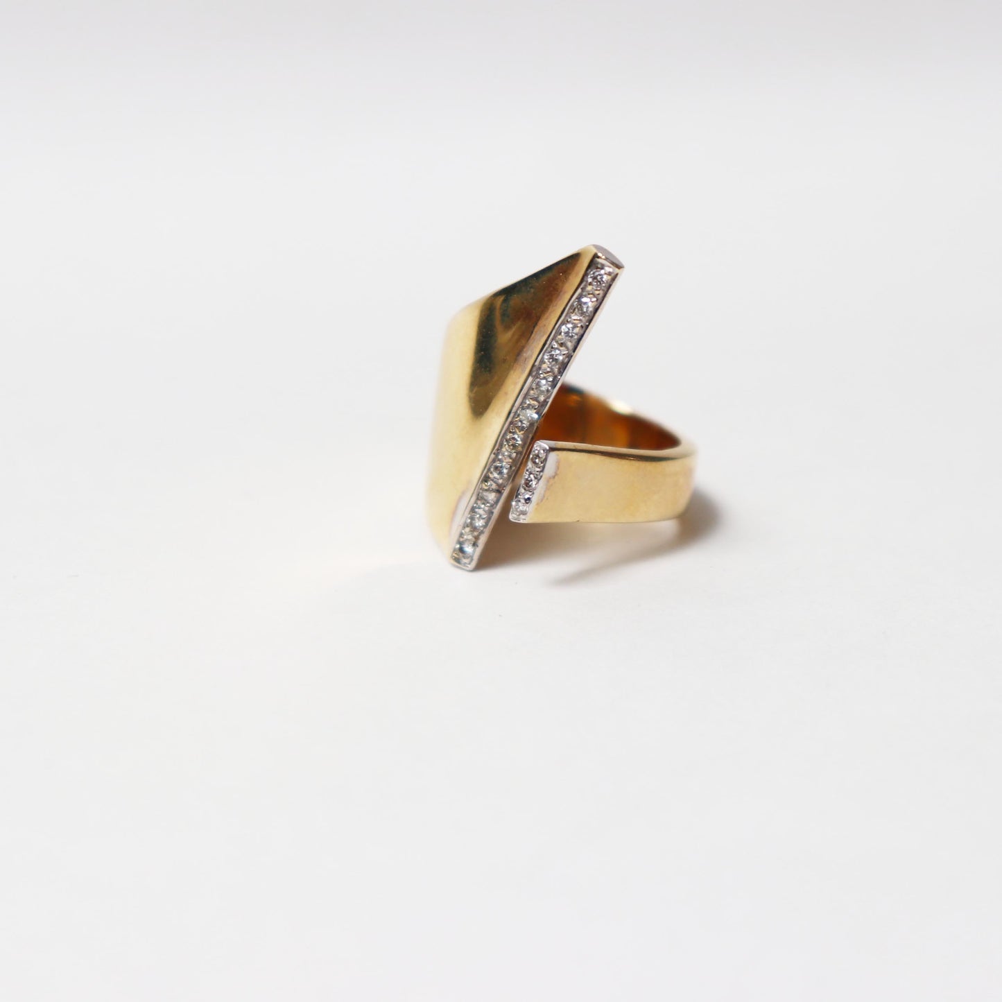 Modernist Design Diamond Ring