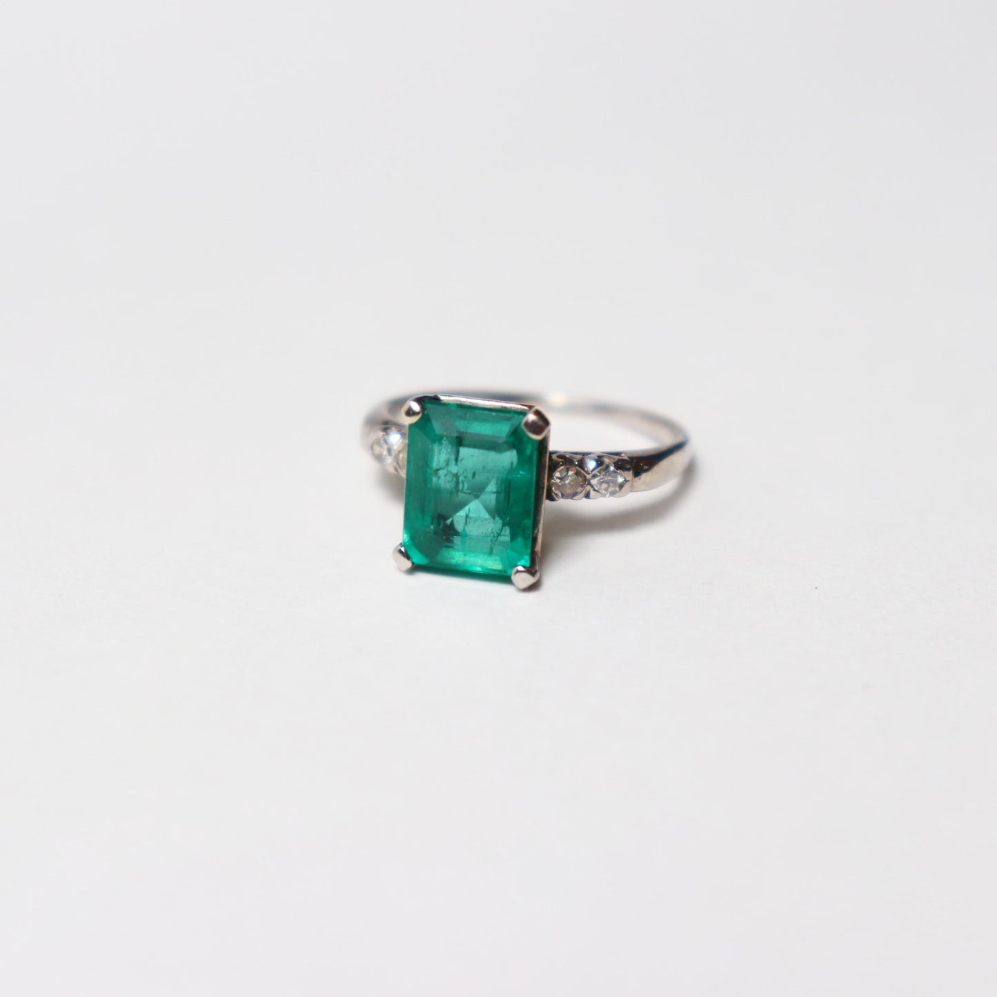 Art Deco Emerald Cocktail Ring