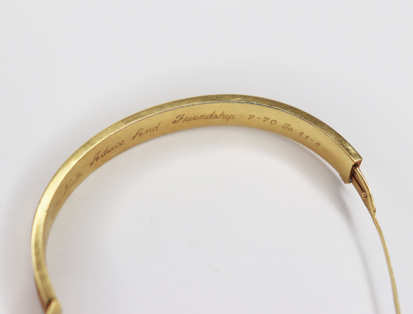 14kt Flaired Edge Engraved Bangle