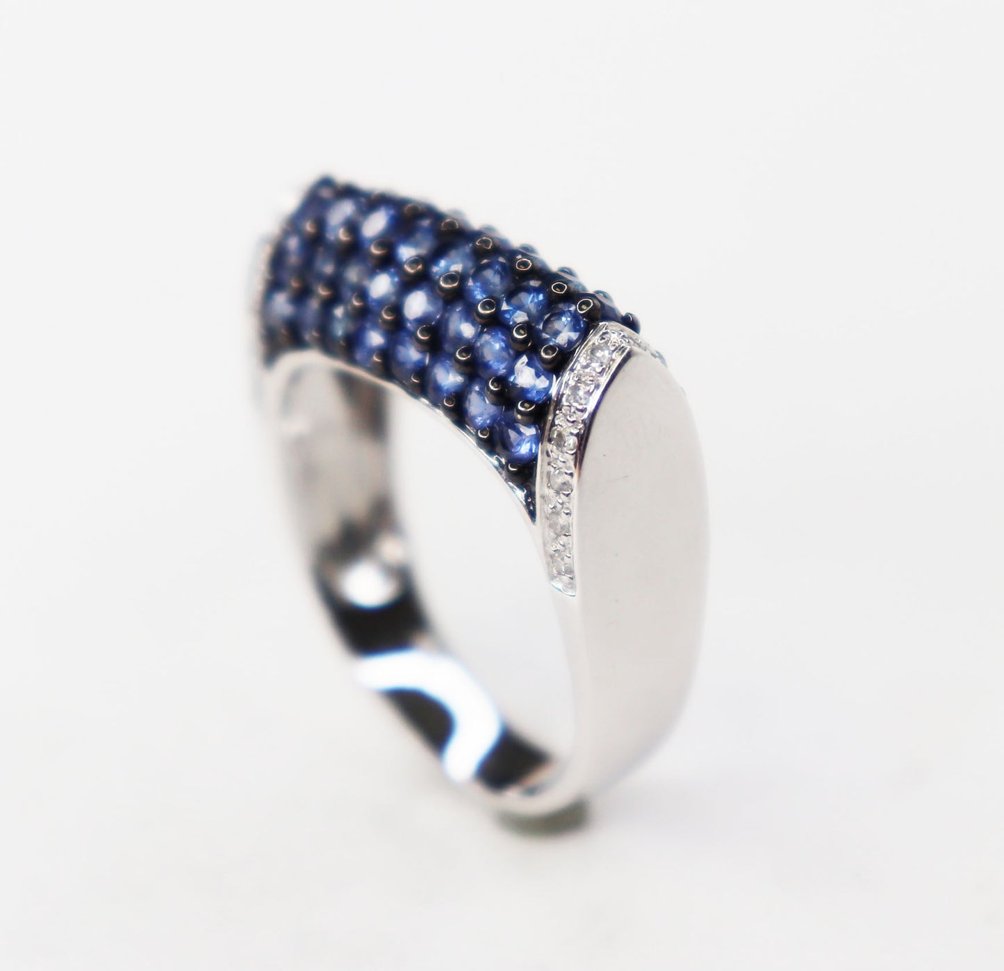 Midcentury Sapphire Roll Top Ring