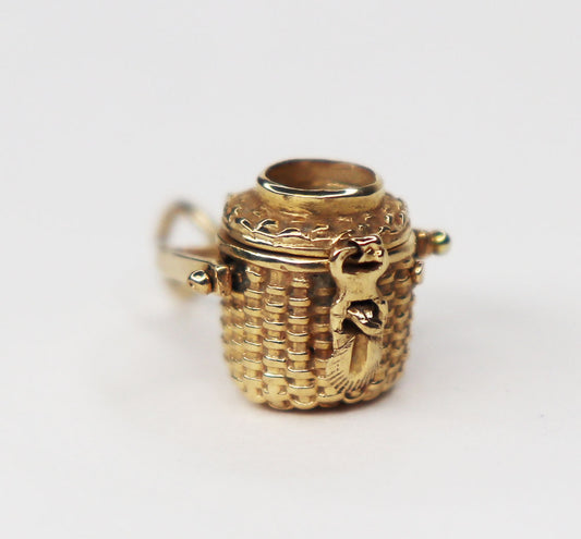 14kt Nantucket Basket Charm