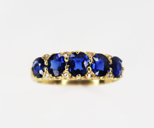 18kt Sapphire Ring