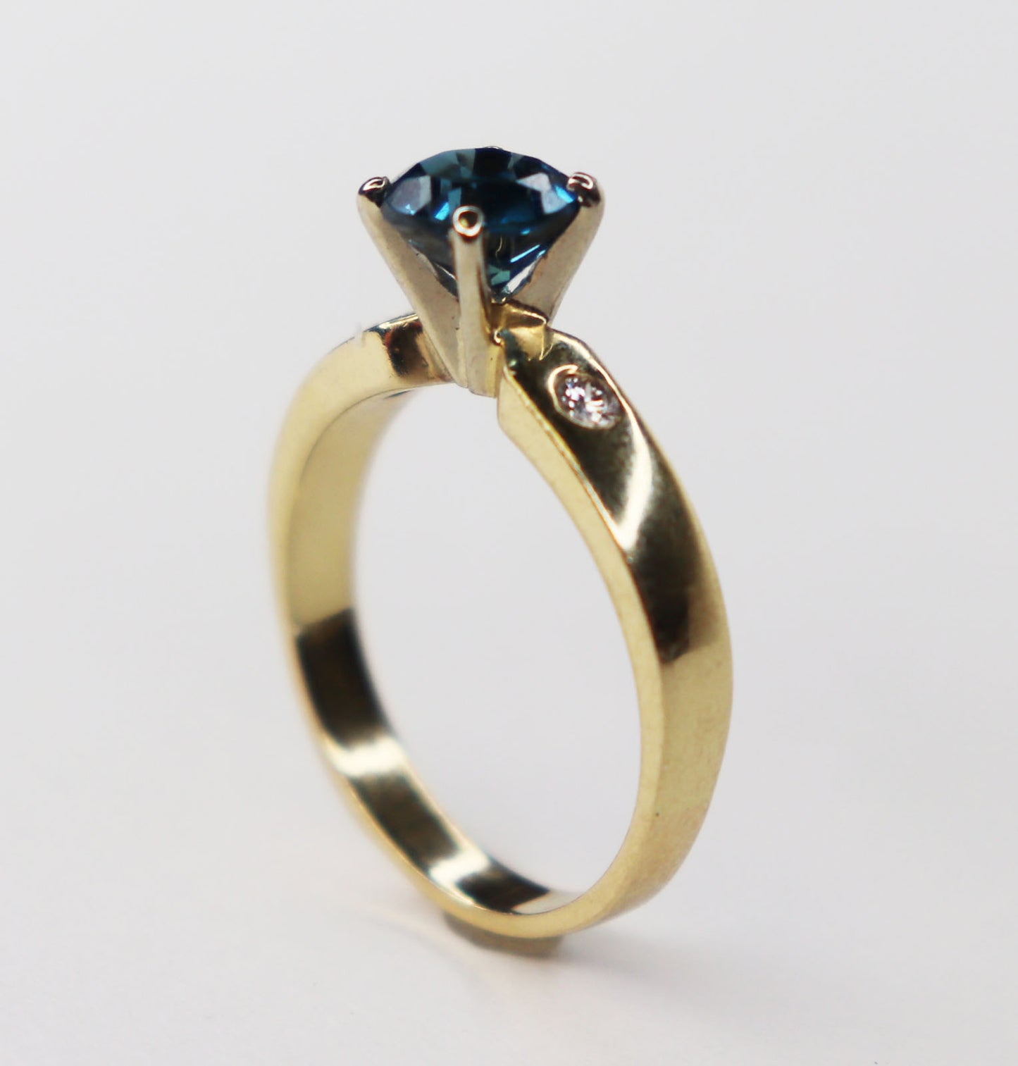 14kt Blue Diamond Solitaire