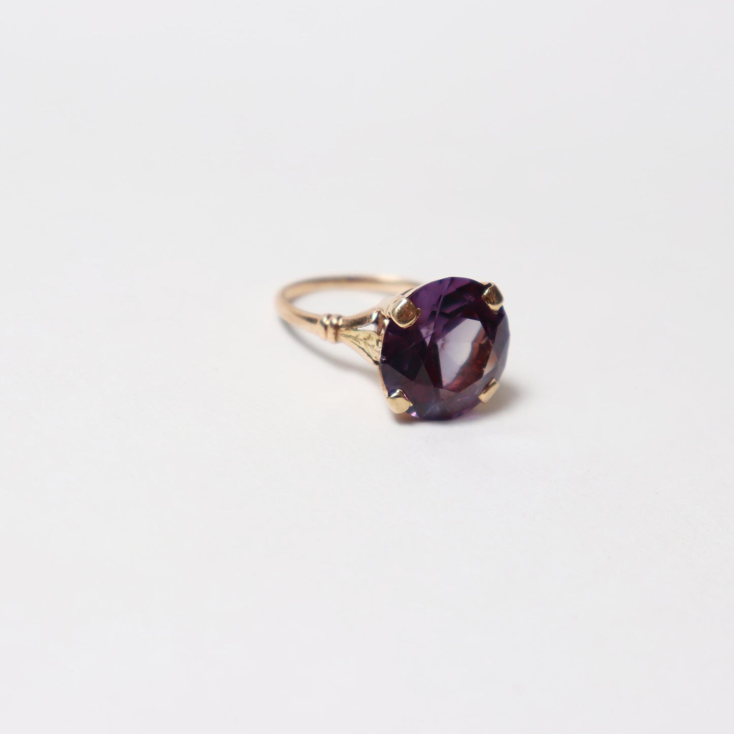 Color Change Gemstone Ring