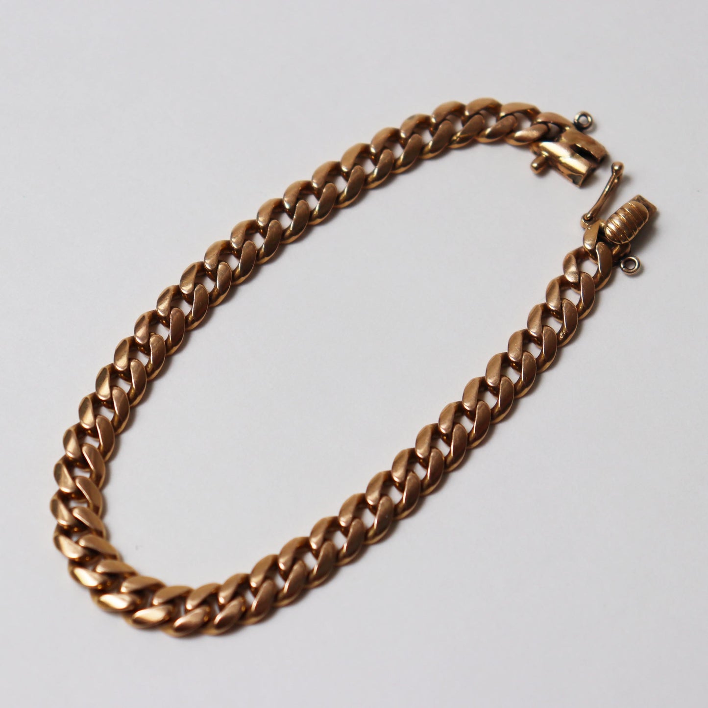 18kt Curb Link Bracelet