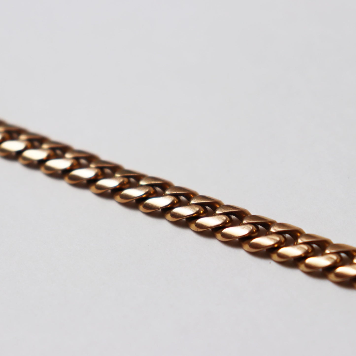 18kt Curb Link Bracelet