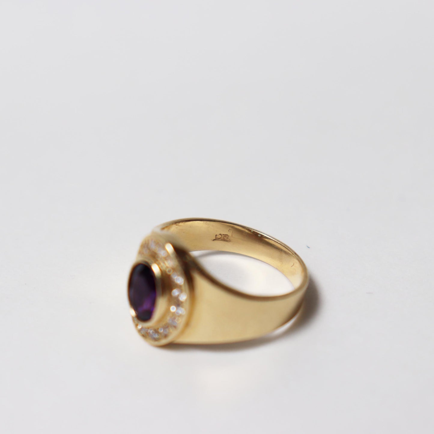 1970s Amethyst and Diamond Ring